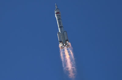 神舟十二號飛船發(fā)射成功